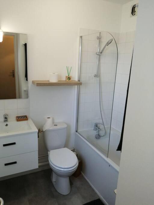 Studio 5 Min Du Centre Et De La Gare Ивто Екстериор снимка
